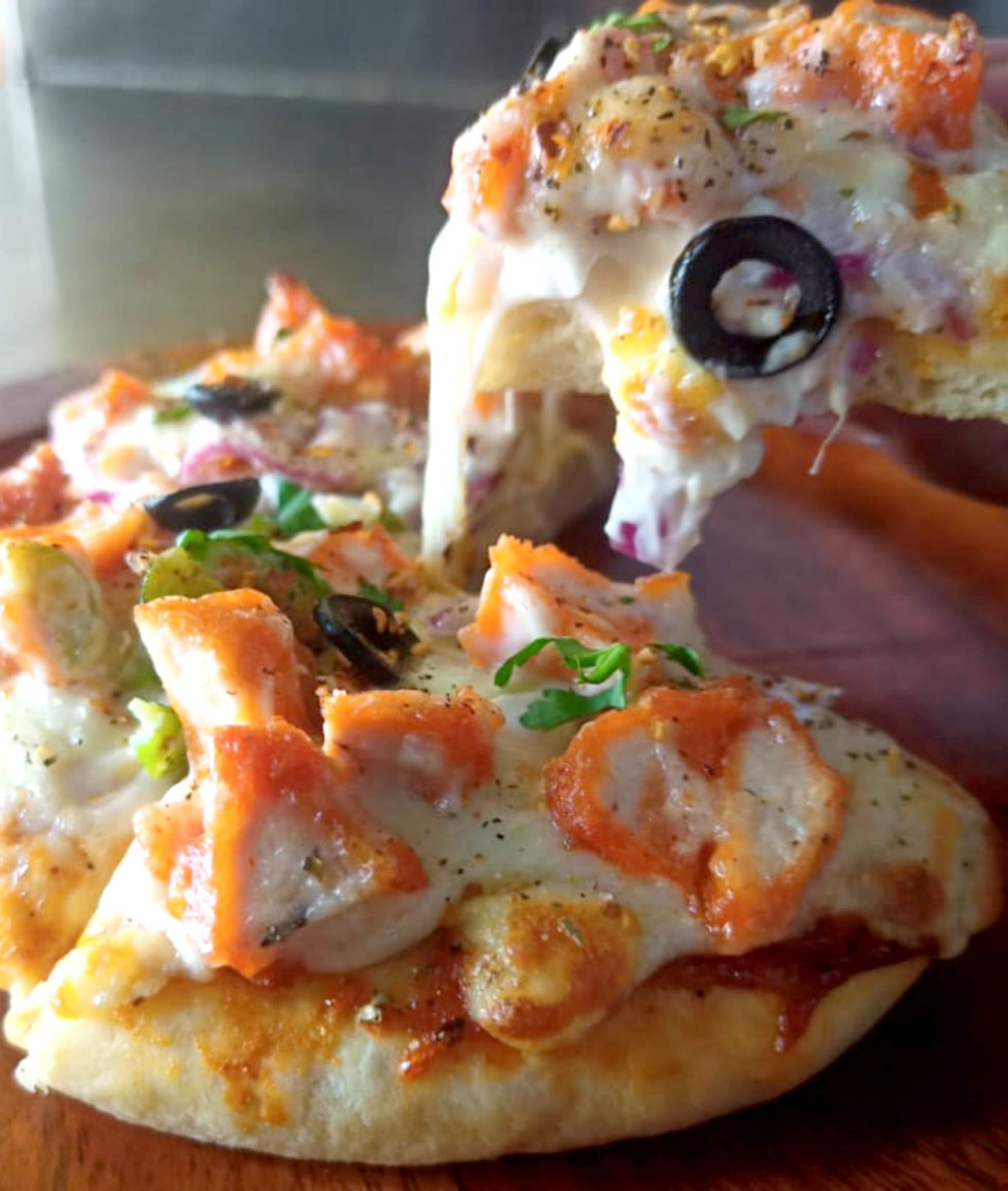 PIZZA 99 CLUB - Logo