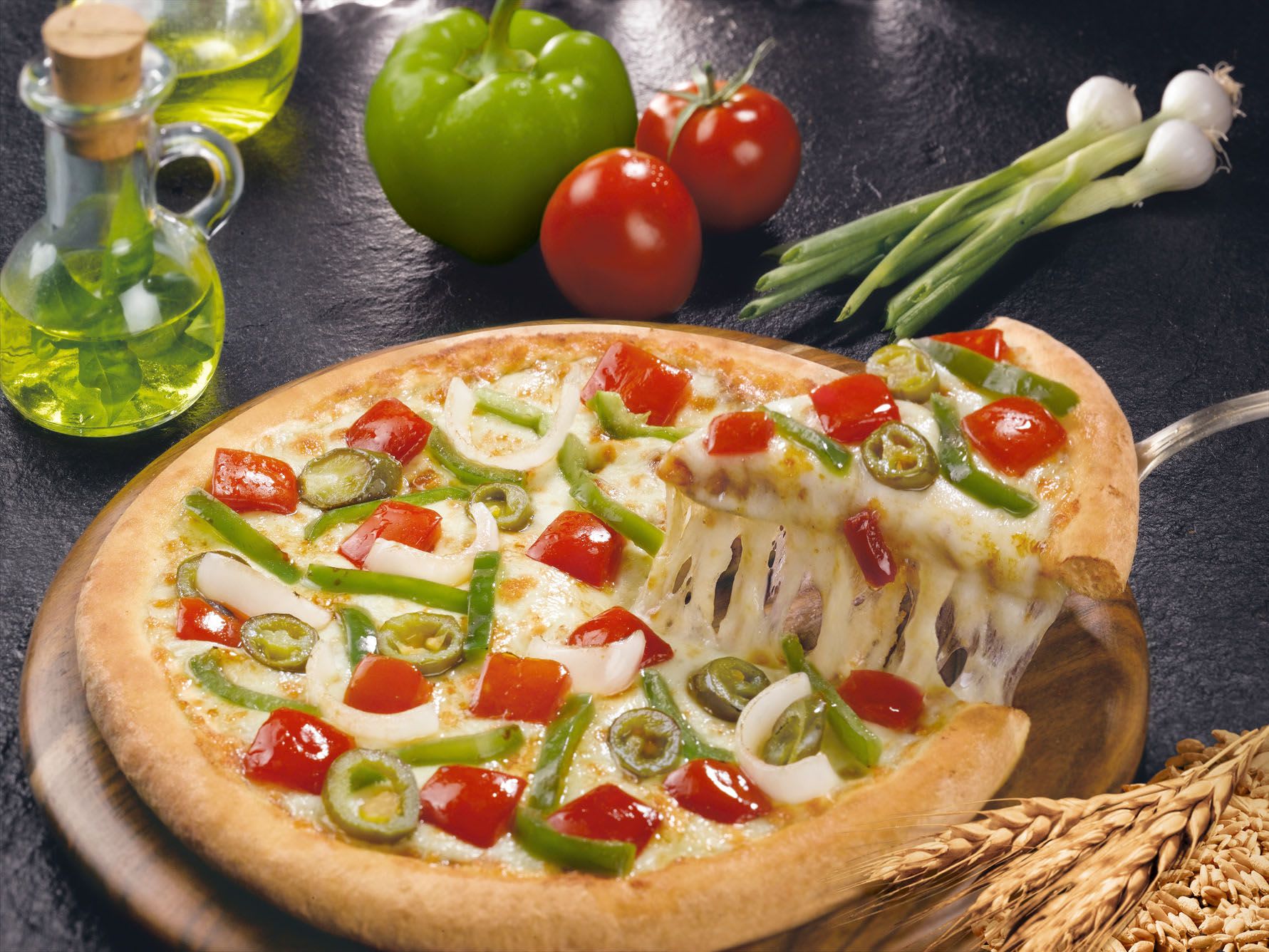 PIZZA AND BURGER KITCHEN - Logo