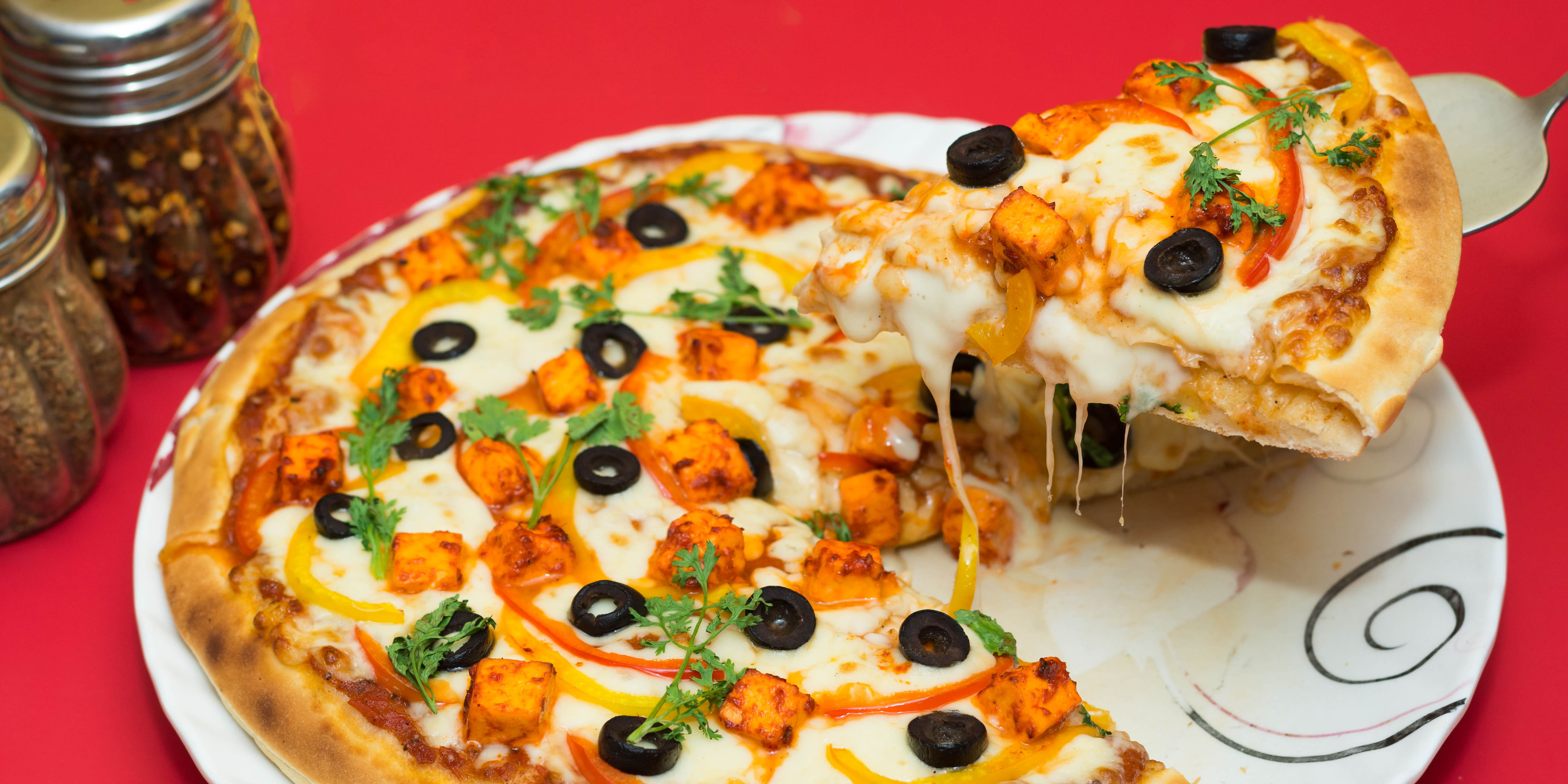 Pizza Caprina - Logo