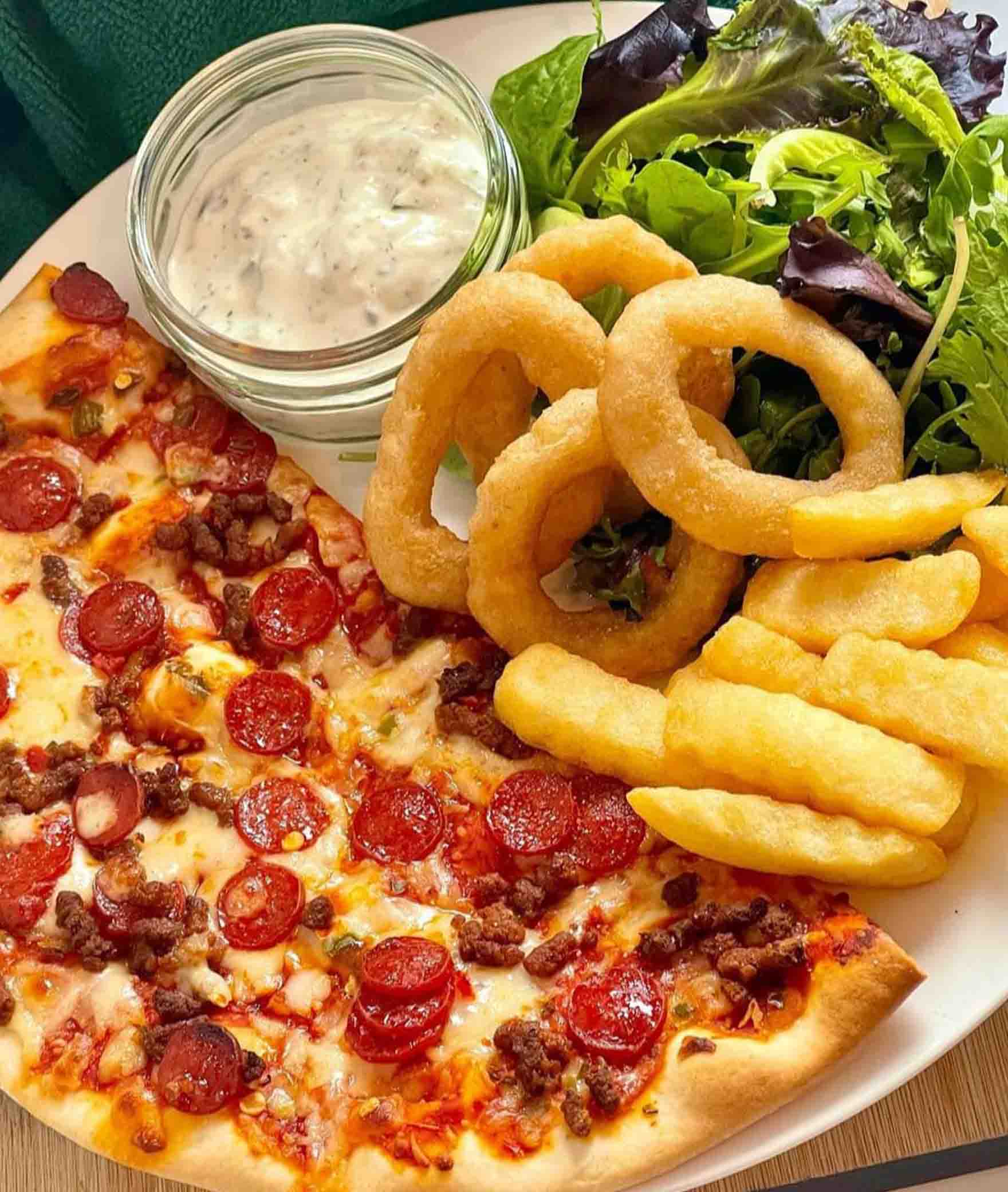 Pizzaday Cafe - Logo