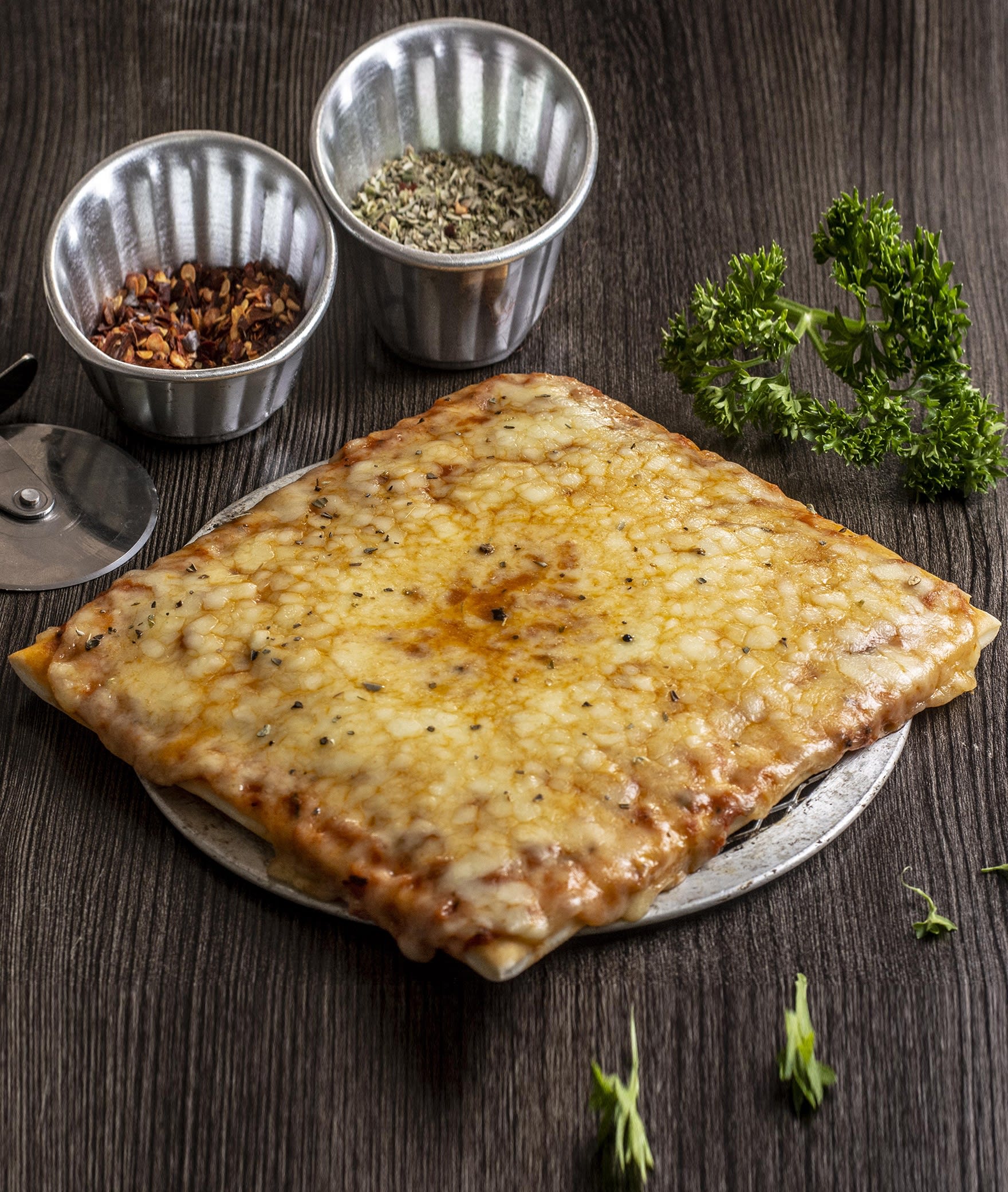 PIZZA NIGHT'S - Logo