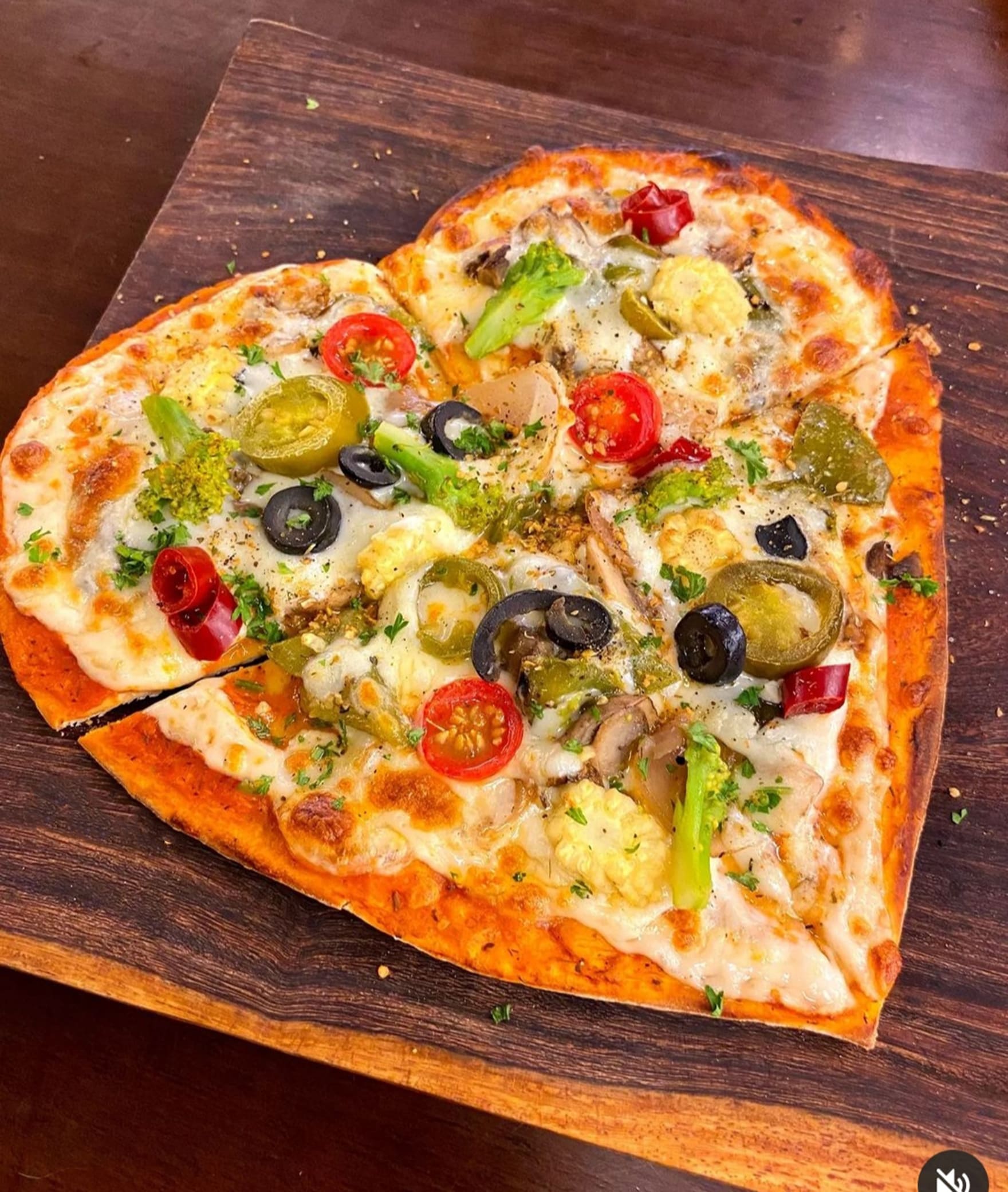Pizza Nine - Logo