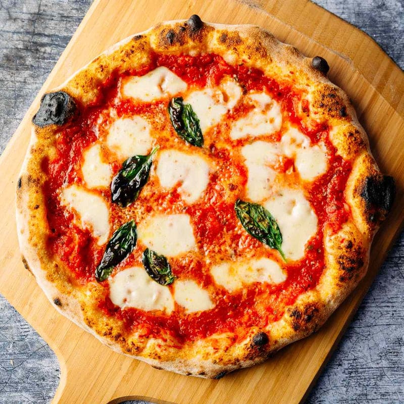 Pizza n meals - Logo