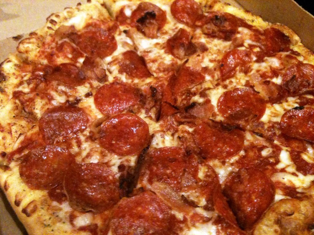 Pizza Pizza - Logo