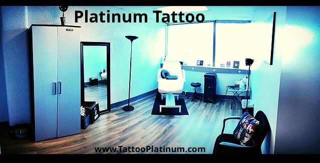 PLATINUM TATTOO - Logo