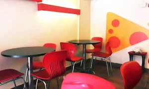 Play Pizza - Logo