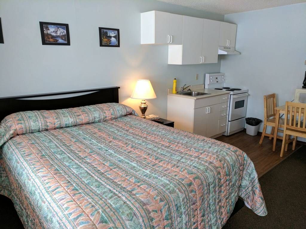Pleasant Valley Motel - Cover photo