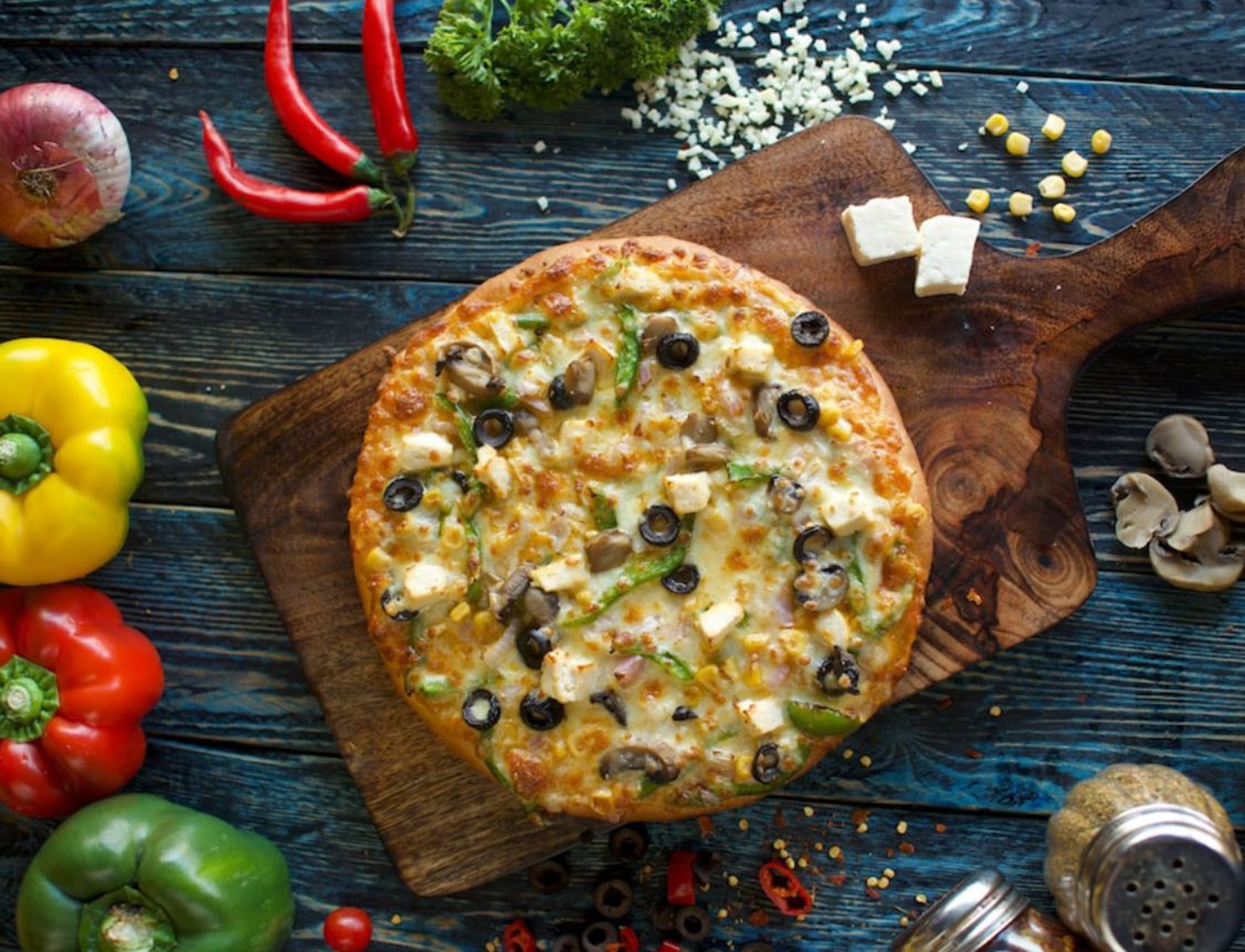 Plump Pizza - Logo
