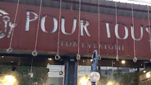 Pour Tous - Logo