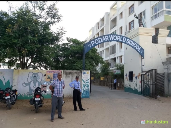 Podar World School - Logo