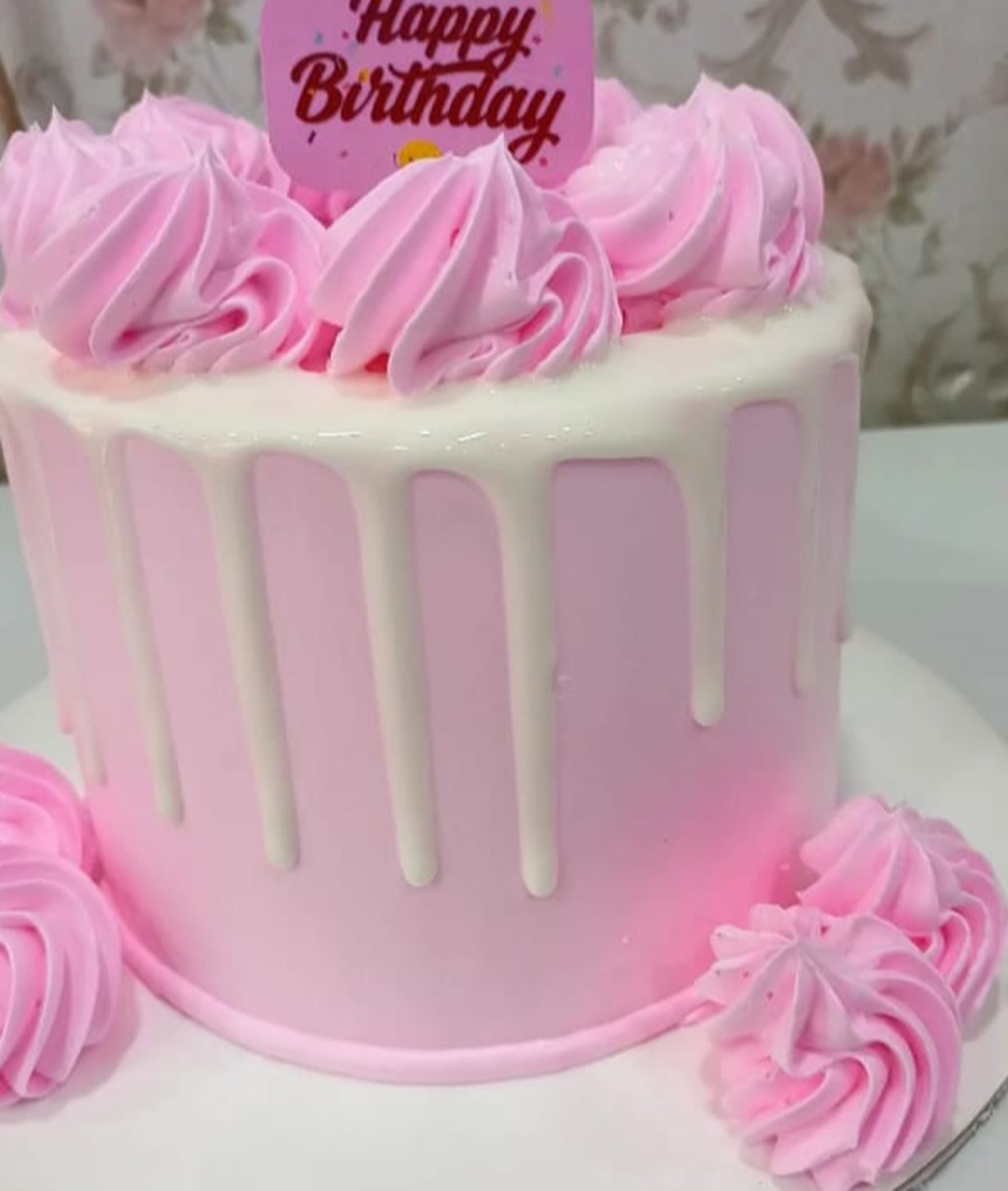 pooja cakes and bakery - Logo