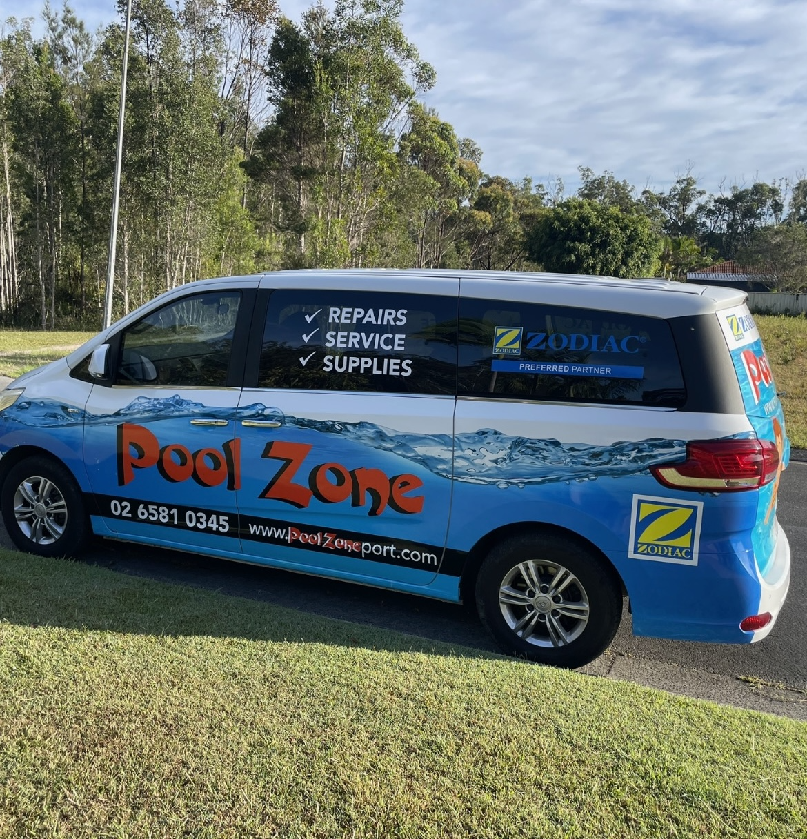 Pool Zone - Logo