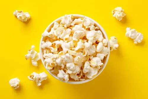 Popcorn Me - Logo