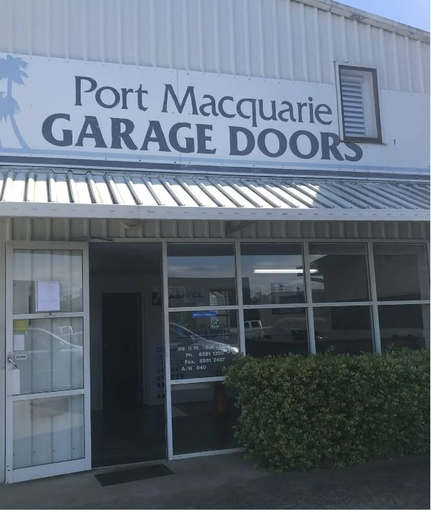 Port Macquarie Garage Doors - Logo