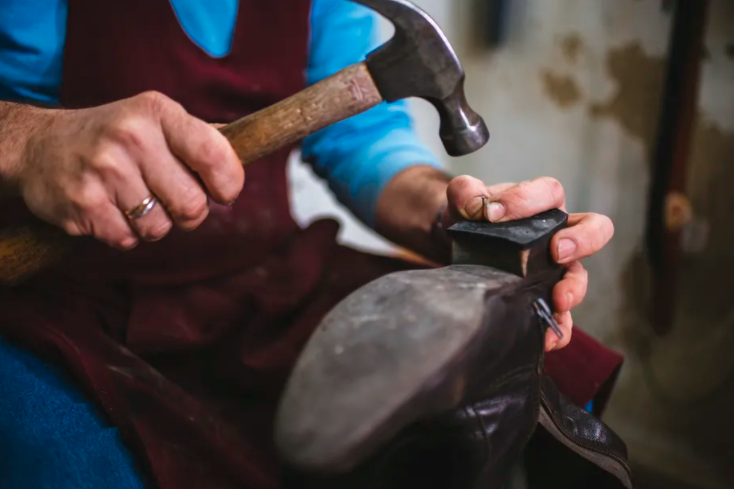 Port Macquarie Shoe Repairs - Logo