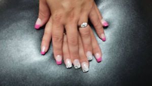 Pose d&s;Ongles et Soins Podologiques C.M. - Logo