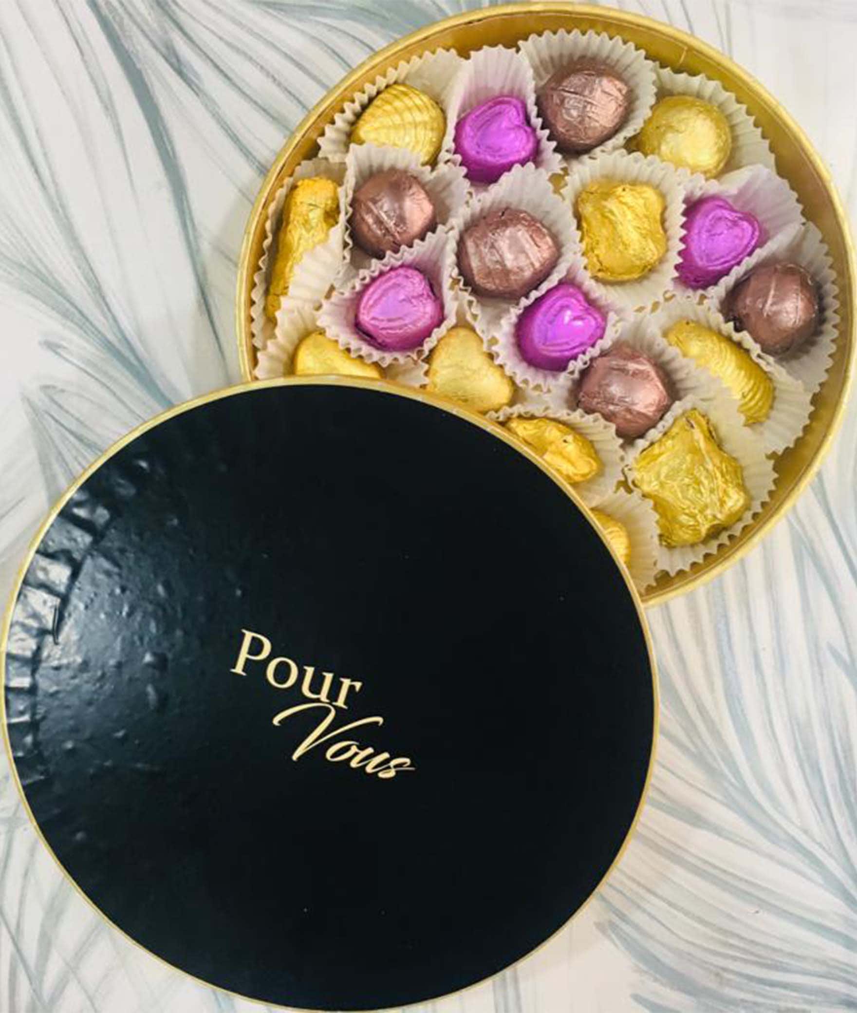 POUR VOUS GIFTING - Logo