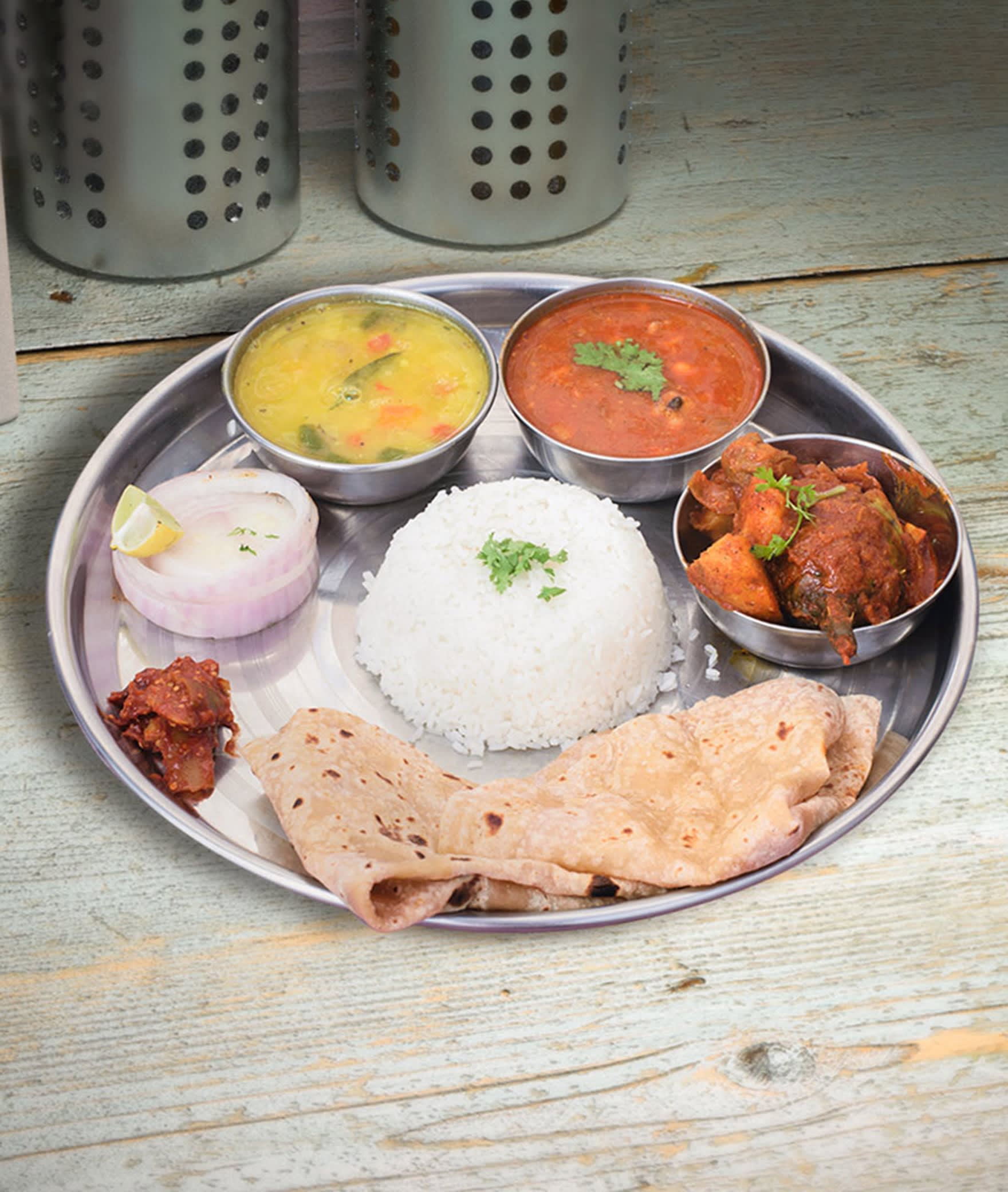 Prabha's Foodx - Logo