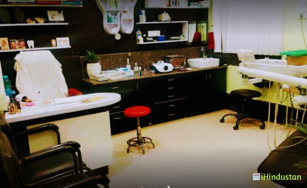 Prasad Dental Clinic - Logo