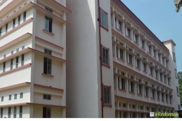 Pratiksha College of Nursing - Logo