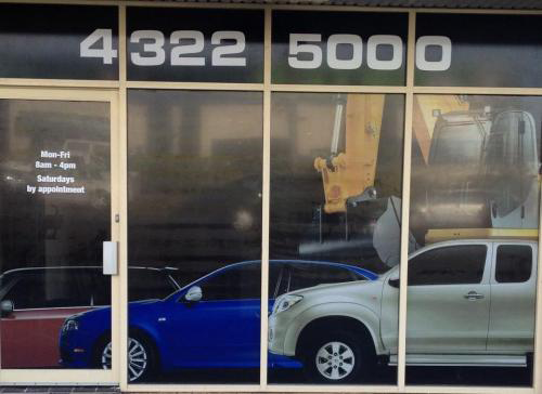 Premier Window Tinting - Logo