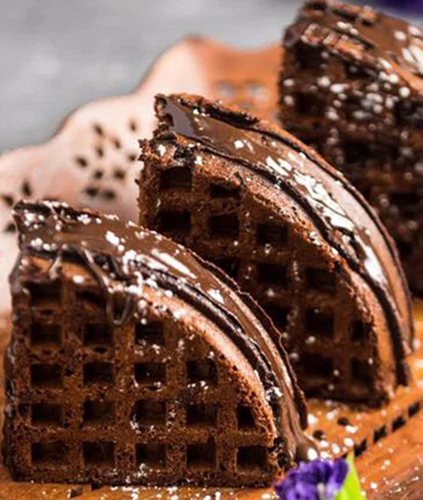Premium Belgian waffles - Logo