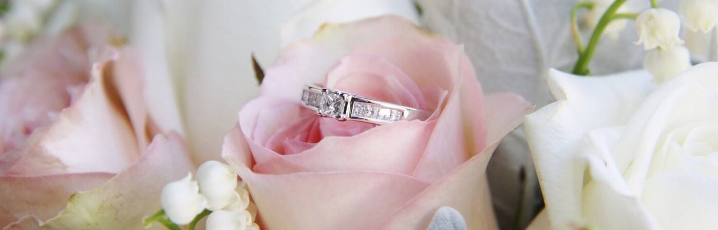 Pretty Petals - Logo