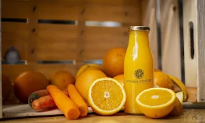 Prezzed Juicery - Logo