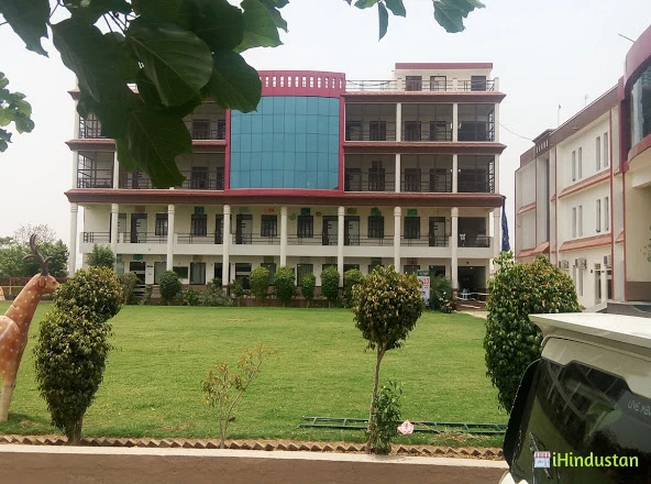 Prince CBSE School - Logo