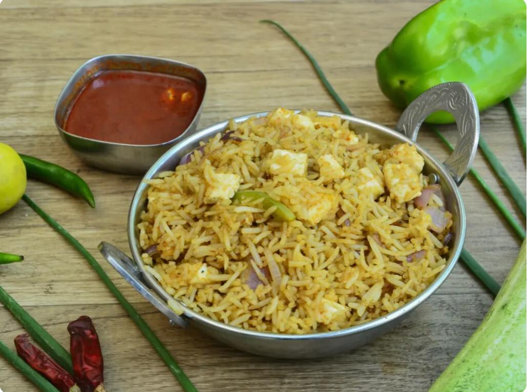 PRITAM FAST FOOD - Logo