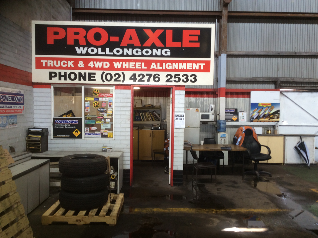 Pro-Axle Wollongong - Logo