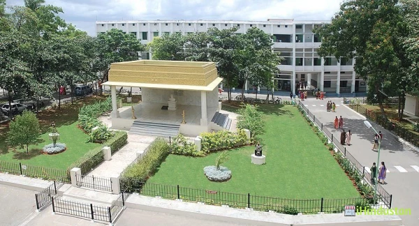 PSGR Krishnammal College for Women - Logo