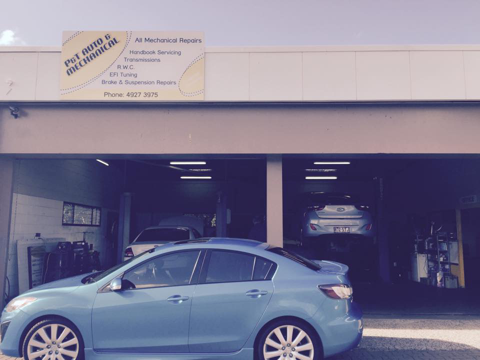 P & T Auto & Mechanical - Logo