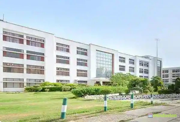 Punjab College Of Engg.& Tech - Logo
