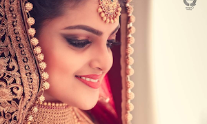 Pushpa Beauty Parlour - Logo