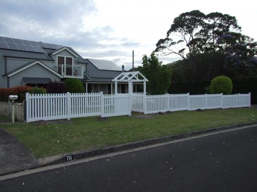 PVC Ultimate Fencing - Logo