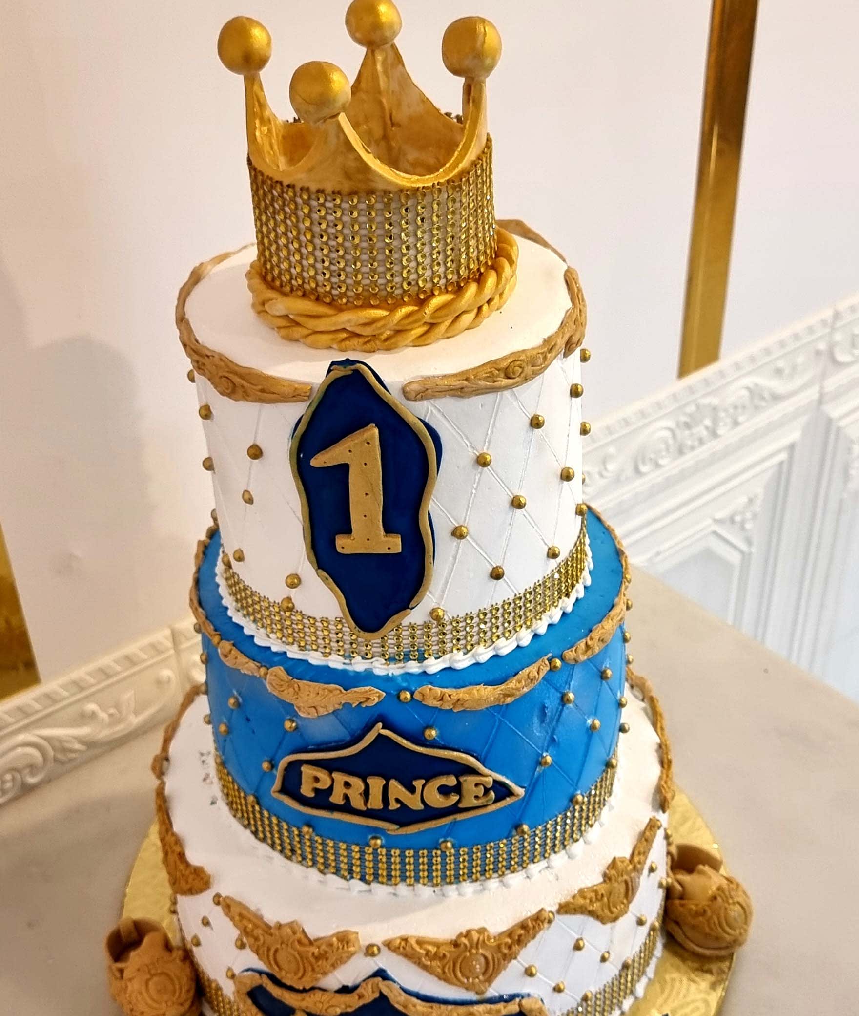 Queen of Cakeland - Logo