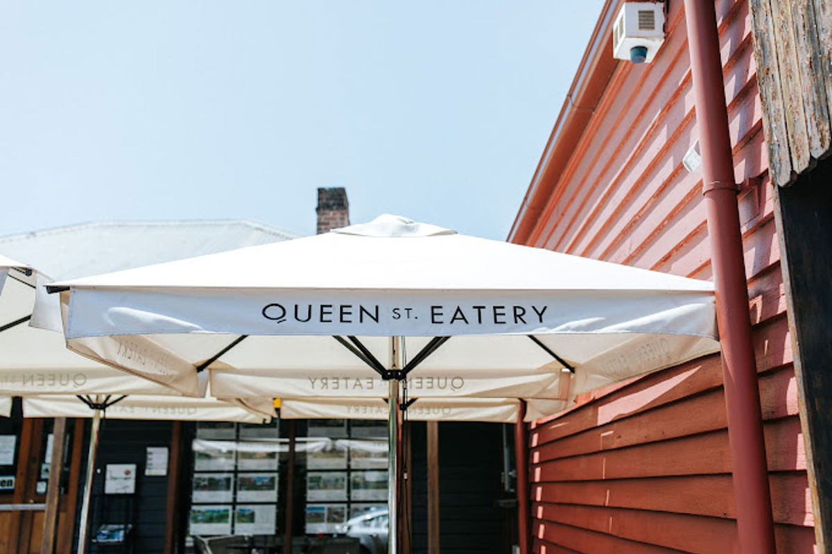 Queen St Eatery - Logo