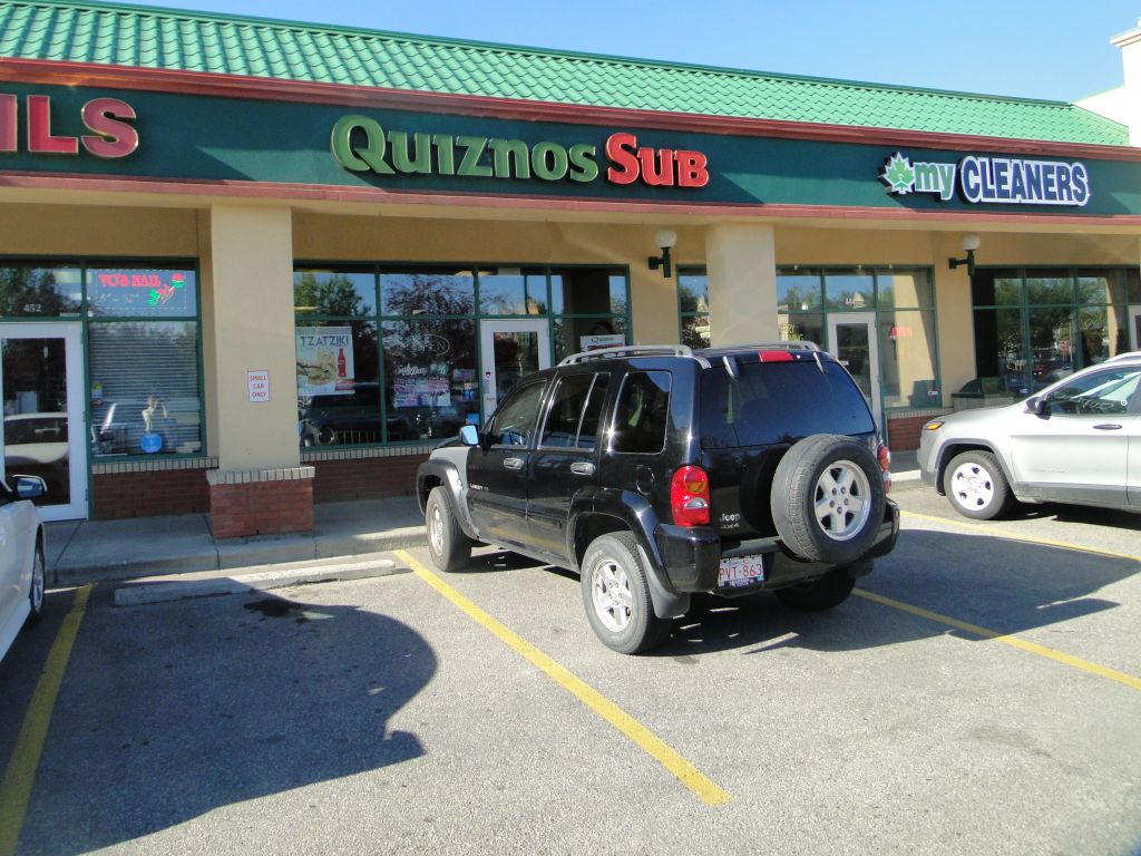 Quiznos - Logo