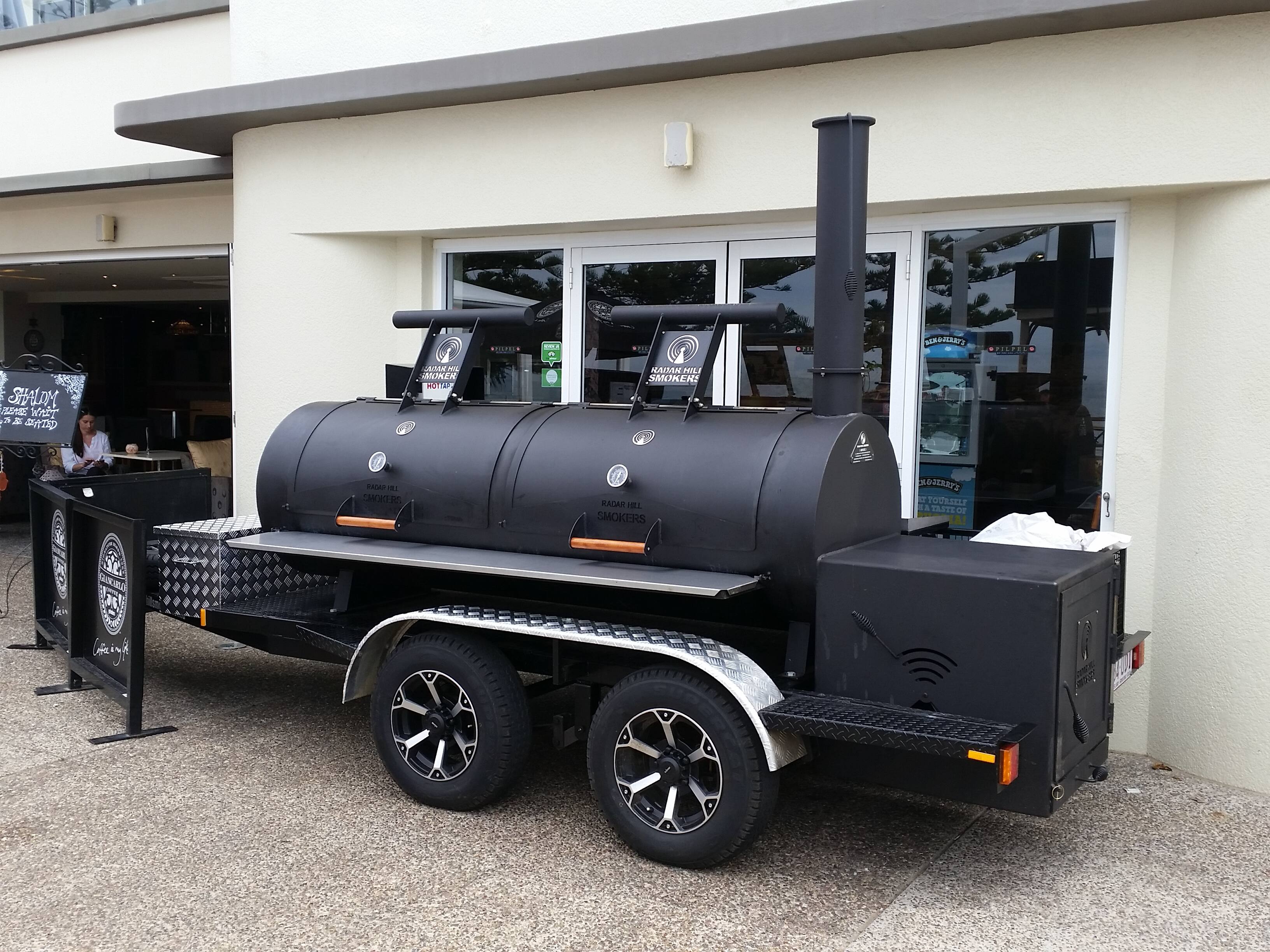 Radar Hill Smokers - Logo
