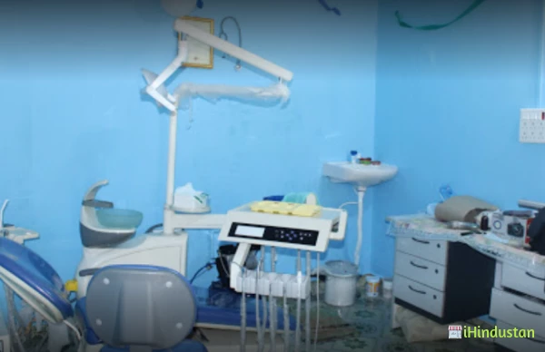 RADHA'S DENTAL CLINIC - Logo