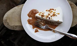 Radhe - Prolific Bakers - Logo