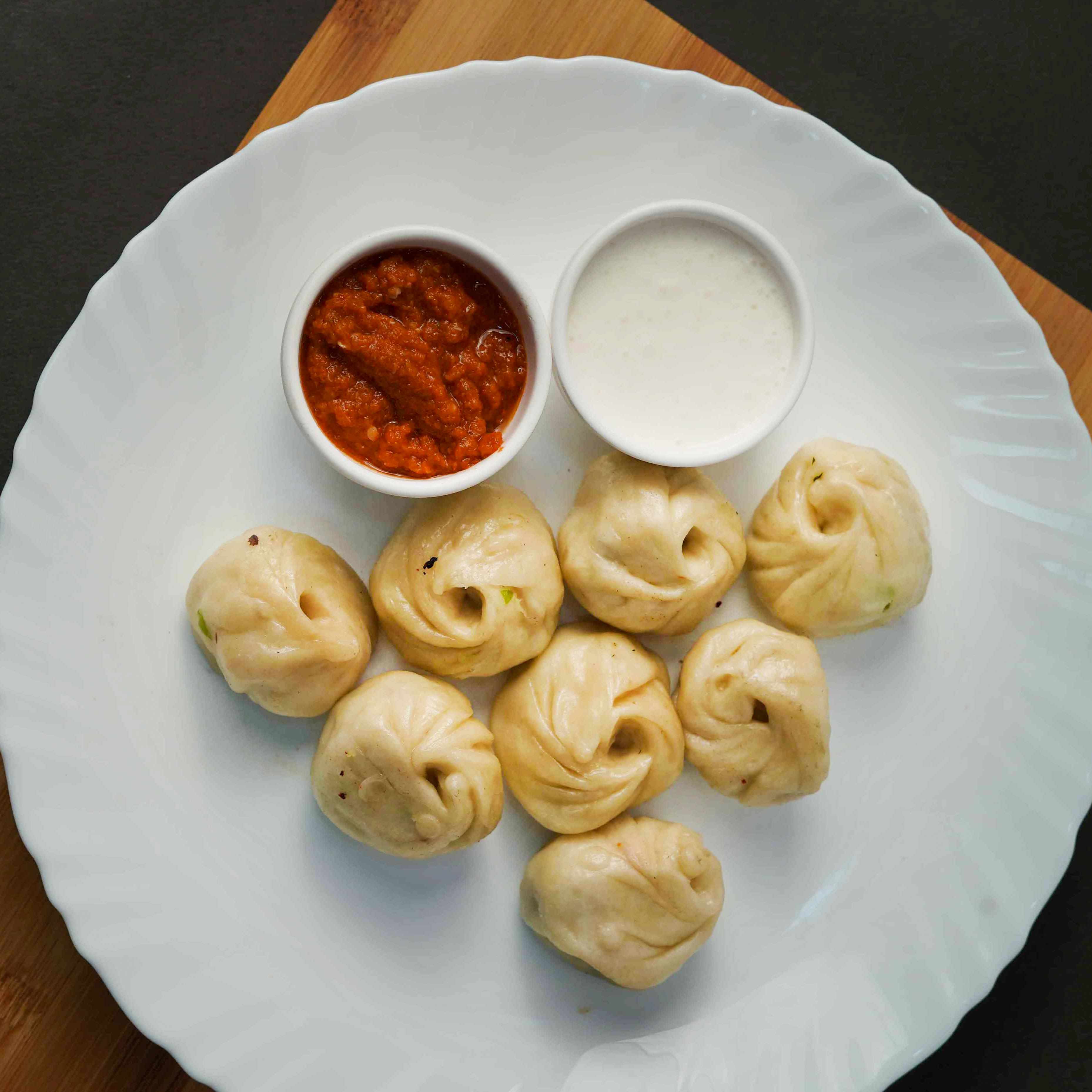 Rahul Meena Momos - Logo