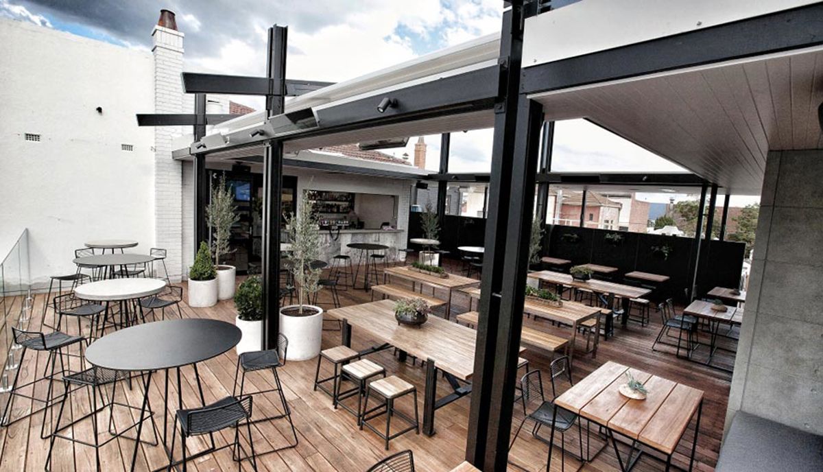 Railway Hotel Yarraville - Logo