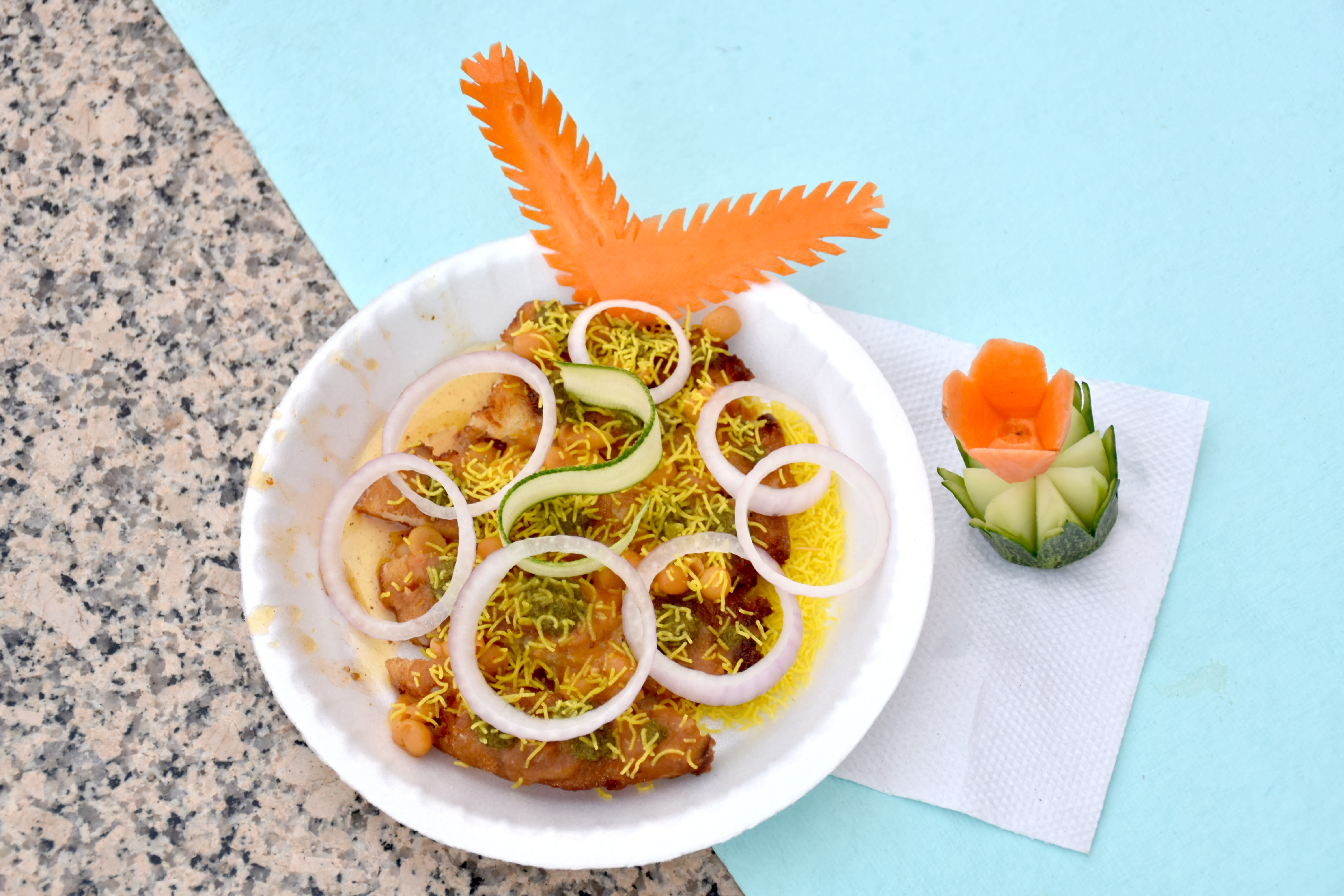 RAJ CHAT BHANDAR - Logo