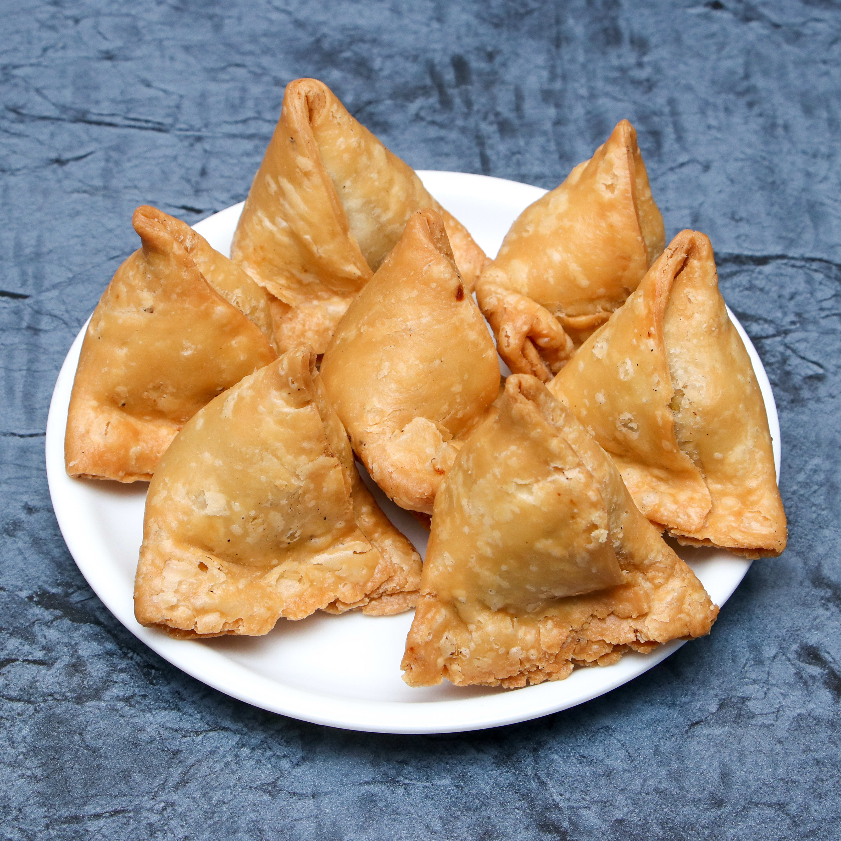 Rajshree Sweets - Logo