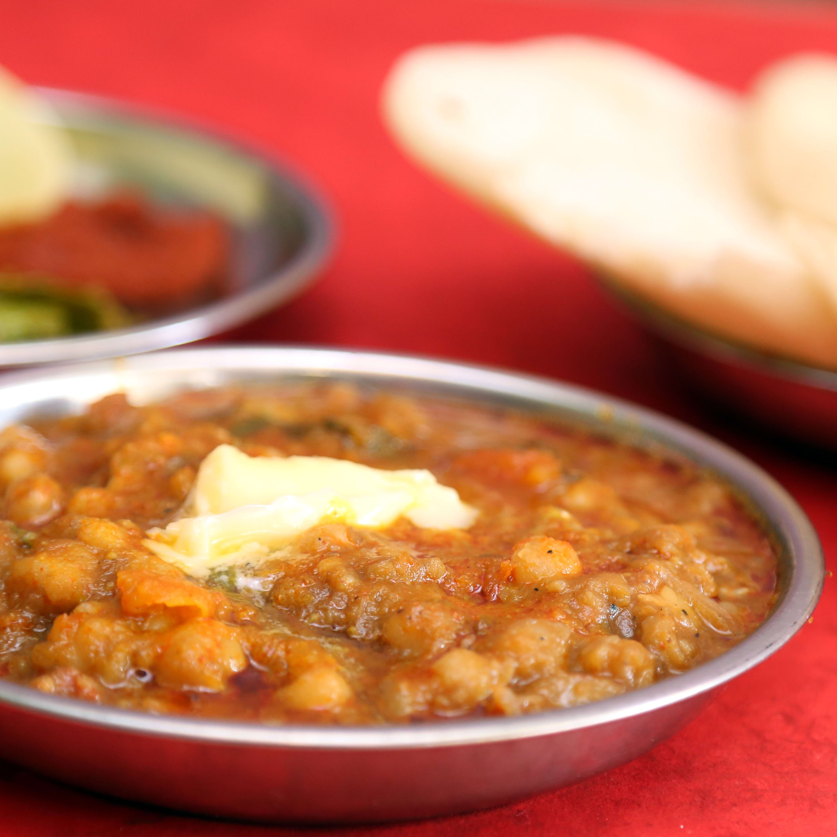 Rajubhai Chole Kulcha - Logo