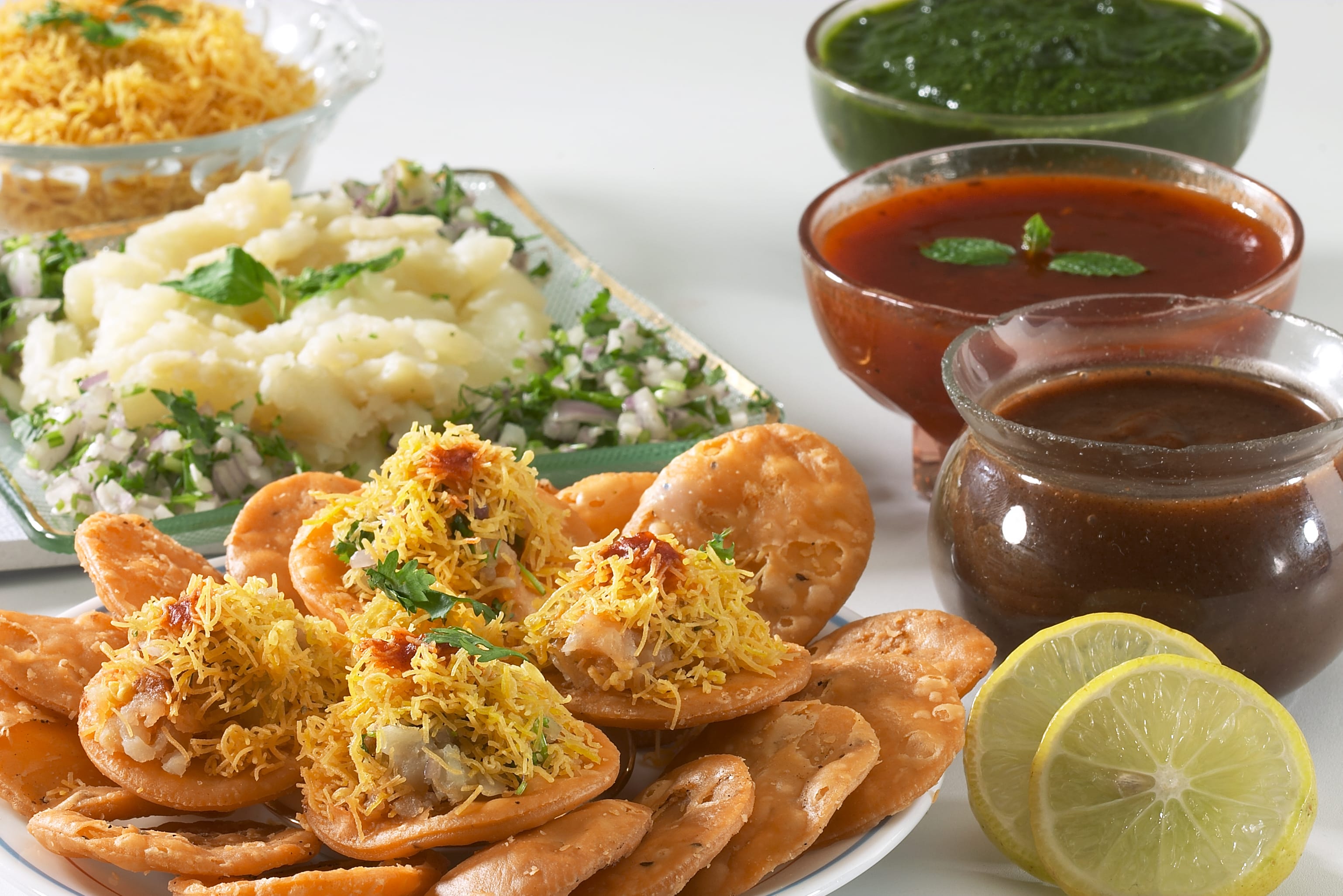 Raju Fast Food & Chaat Bhandar - Logo