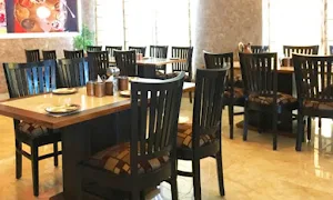 Rajwada-The Food Court - Logo