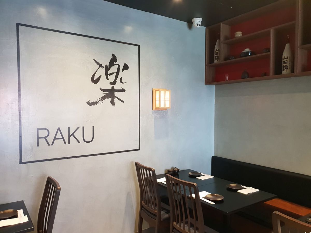 Raku Izakaya - Logo